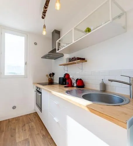 4 Personnes - 2 -fibre - Balcon - Confort Appartamento Grenoble