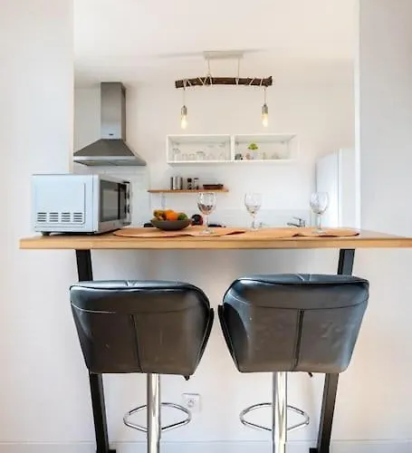 4 Personnes - 2 -fibre - Balcon - Confort * Grenoble