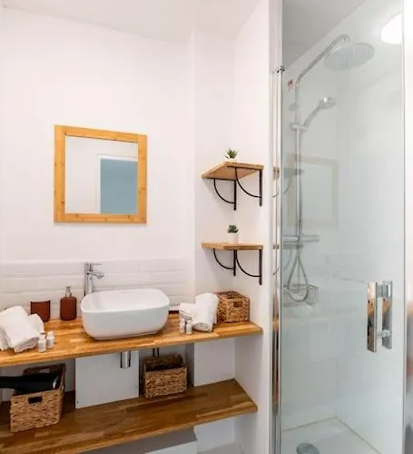 4 Personnes - 2 -fibre - Balcon - Confort Appartamento Grenoble