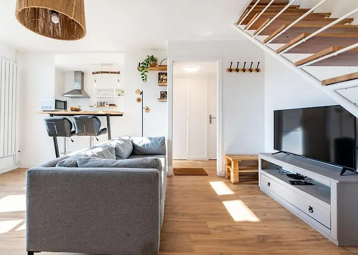 4 Personnes - 2 -fibre - Balcon - Confort